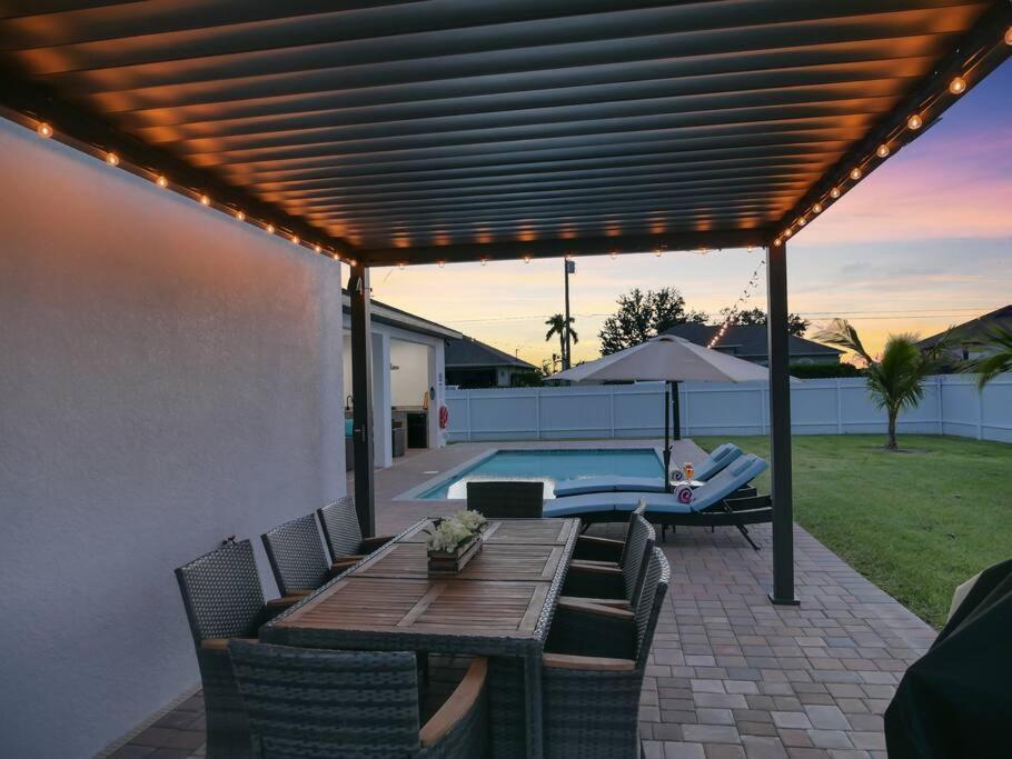 Casa Sevilla, Heated Pool, Sleeps 9, 4B3B Cape Coral Eksteriør billede