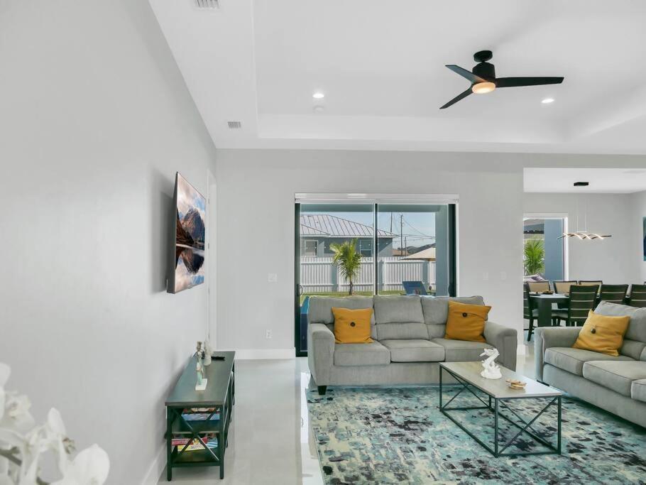Casa Sevilla, Heated Pool, Sleeps 9, 4B3B Cape Coral Eksteriør billede