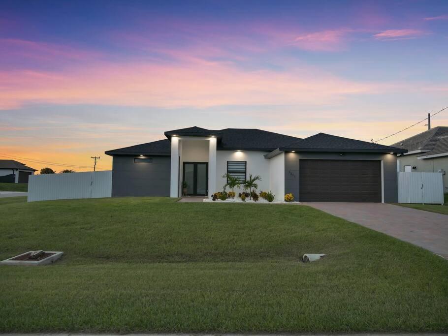 Casa Sevilla, Heated Pool, Sleeps 9, 4B3B Cape Coral Eksteriør billede