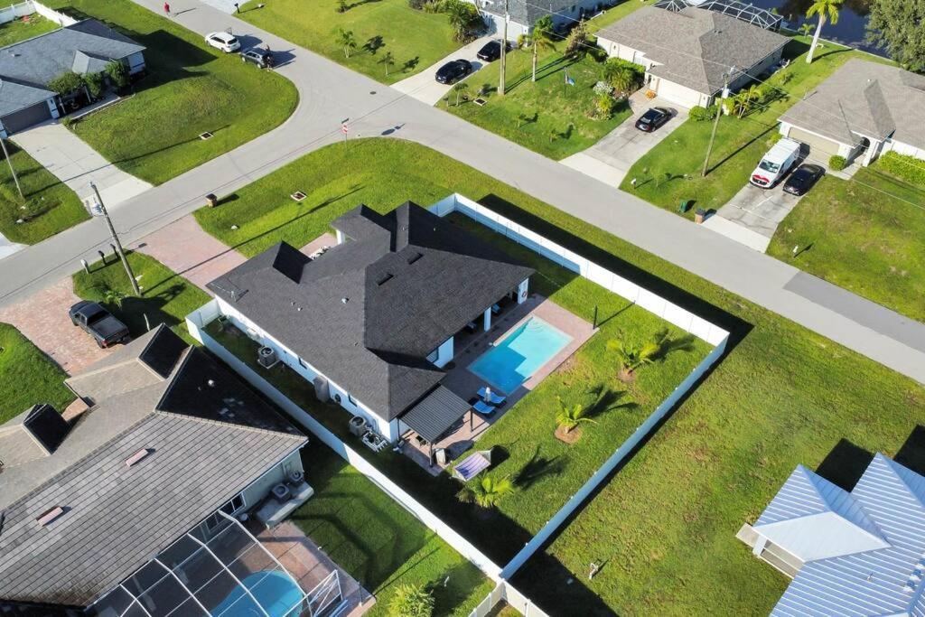 Casa Sevilla, Heated Pool, Sleeps 9, 4B3B Cape Coral Eksteriør billede