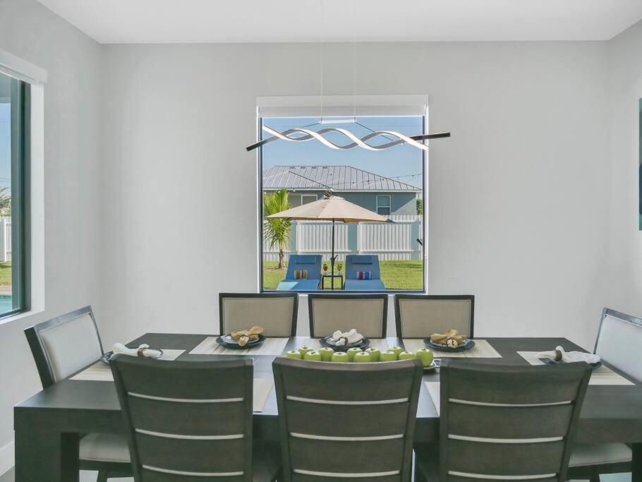 Casa Sevilla, Heated Pool, Sleeps 9, 4B3B Cape Coral Eksteriør billede