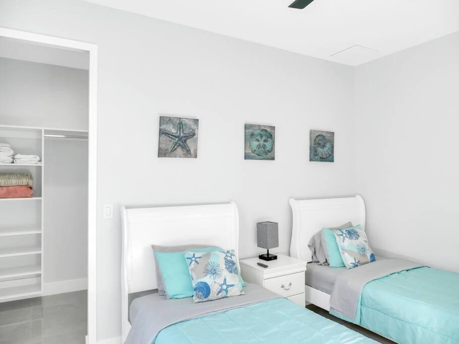 Casa Sevilla, Heated Pool, Sleeps 9, 4B3B Cape Coral Eksteriør billede