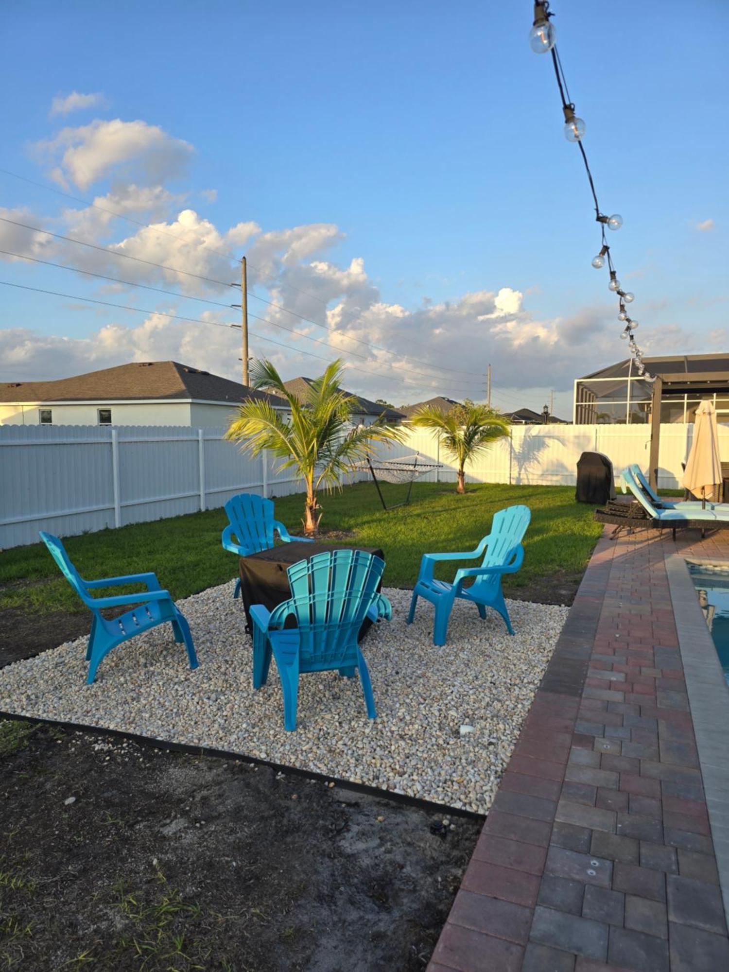 Casa Sevilla, Heated Pool, Sleeps 9, 4B3B Cape Coral Eksteriør billede